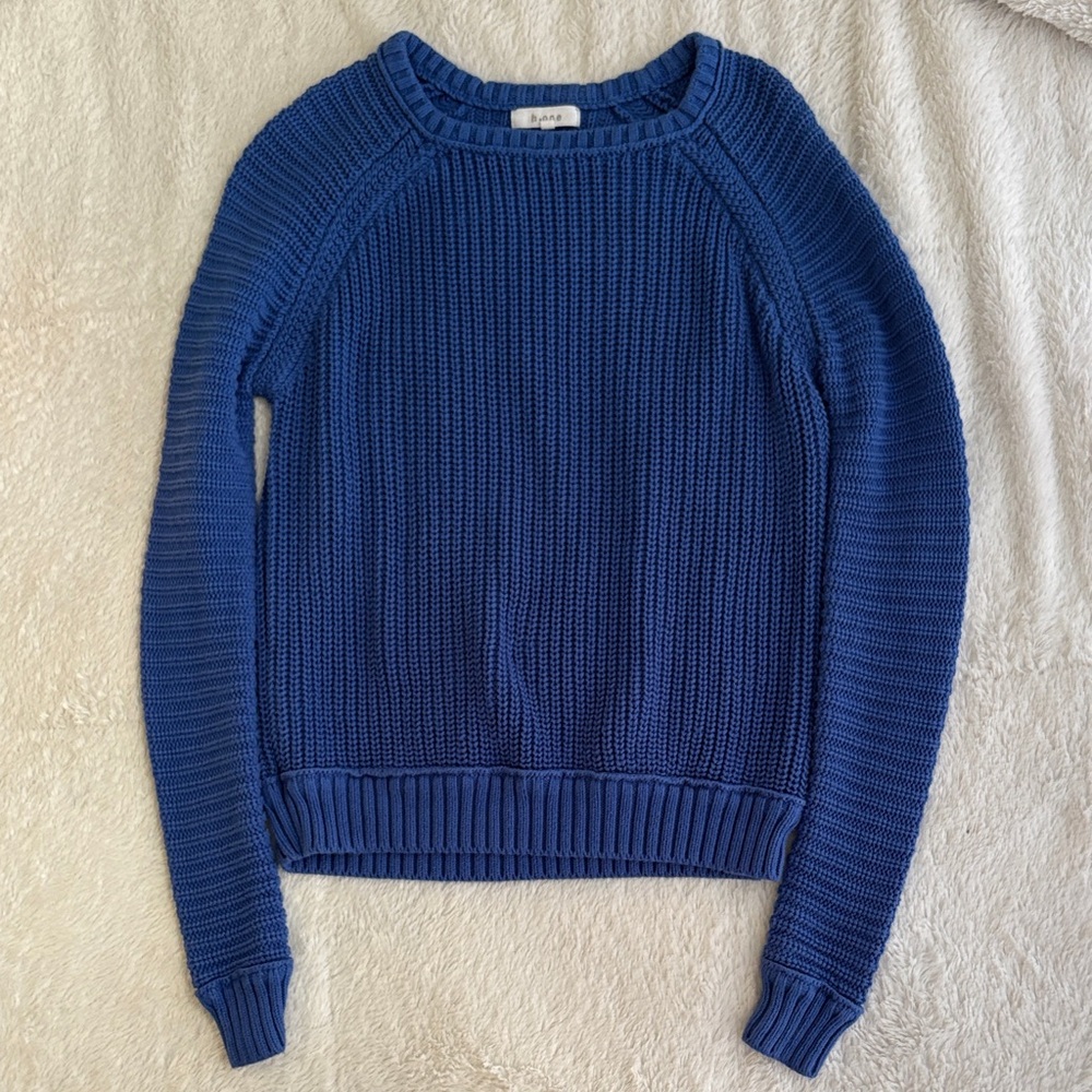 ⭐️ 2 for $15. Elegant Blue Knit Crew Neck Sweater